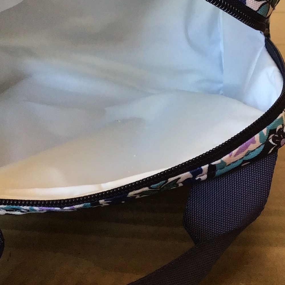 Vera Bradley lunch bunch bag - Picture 5 of 11